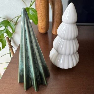 Christmas Green and White Tree Decor Set
